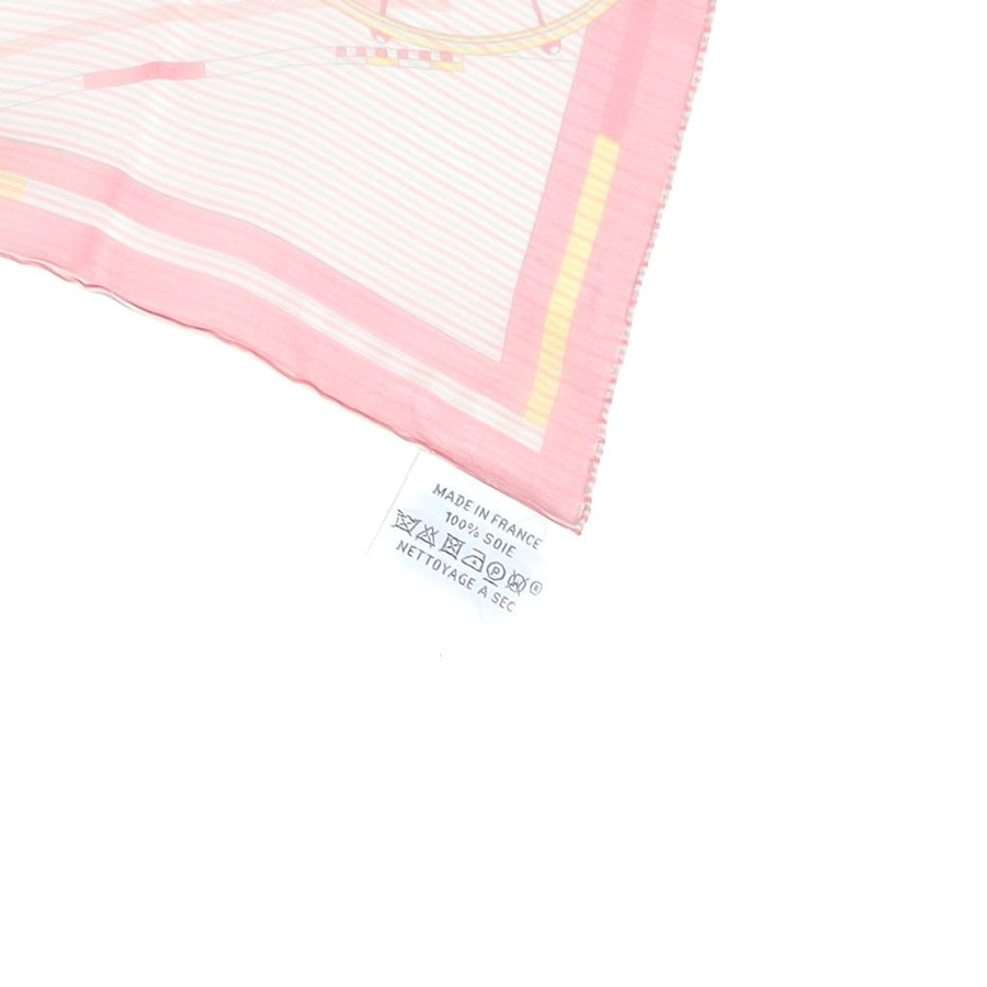 43488_c7b12e1fe7_file-square