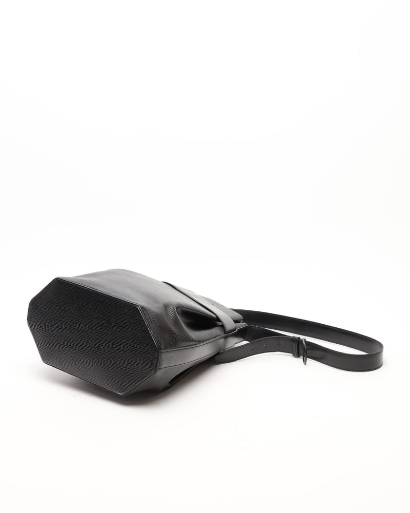 46597_fa87530849_file-full