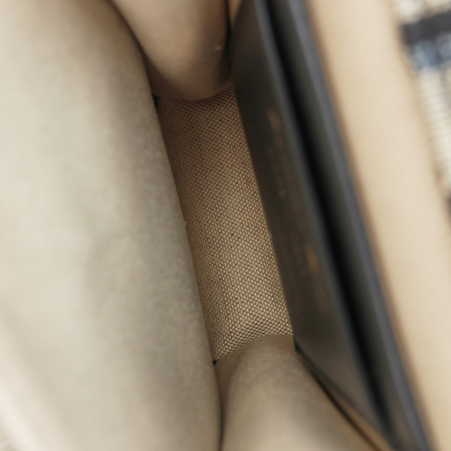 46868_f50641939d_file-square