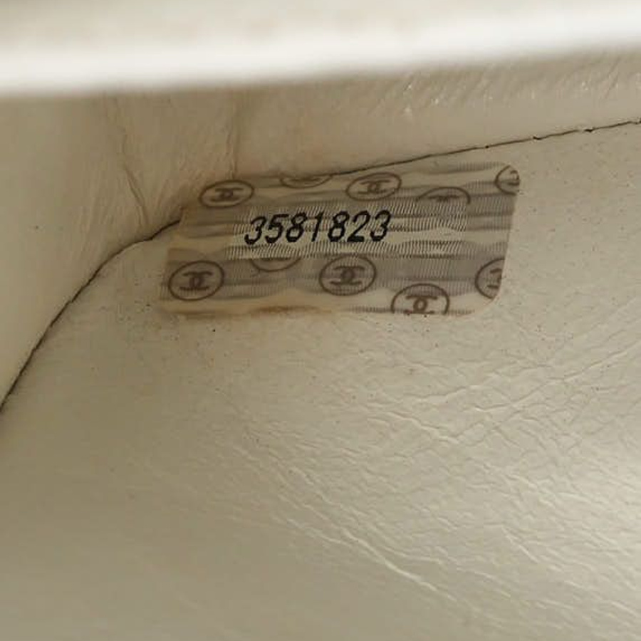 47586_8b63caa0e5_file-square