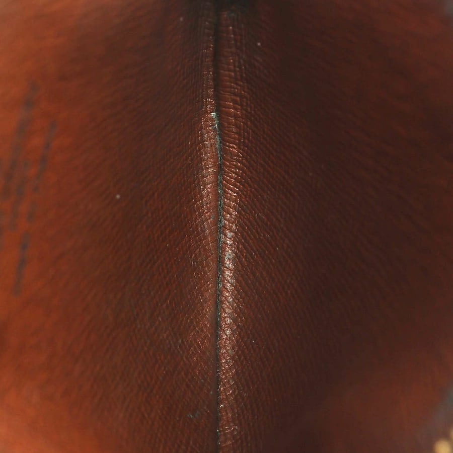 47878_176e81d18d_file-square