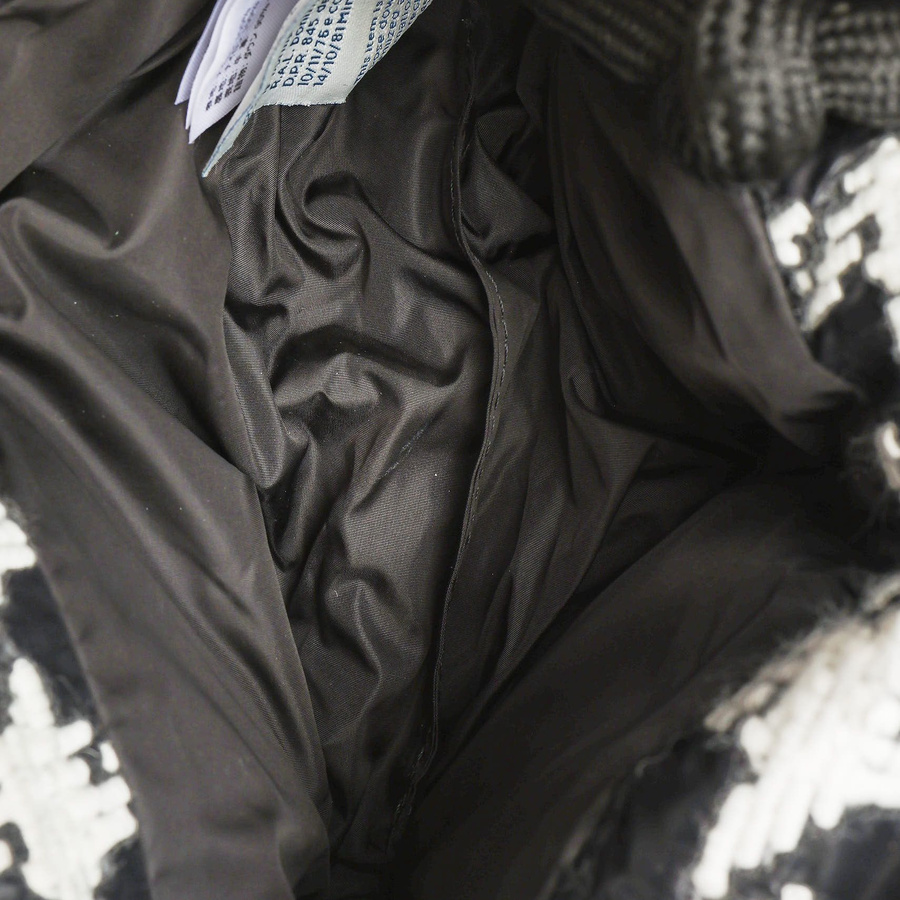 48149_8235bd1ff9_file-square