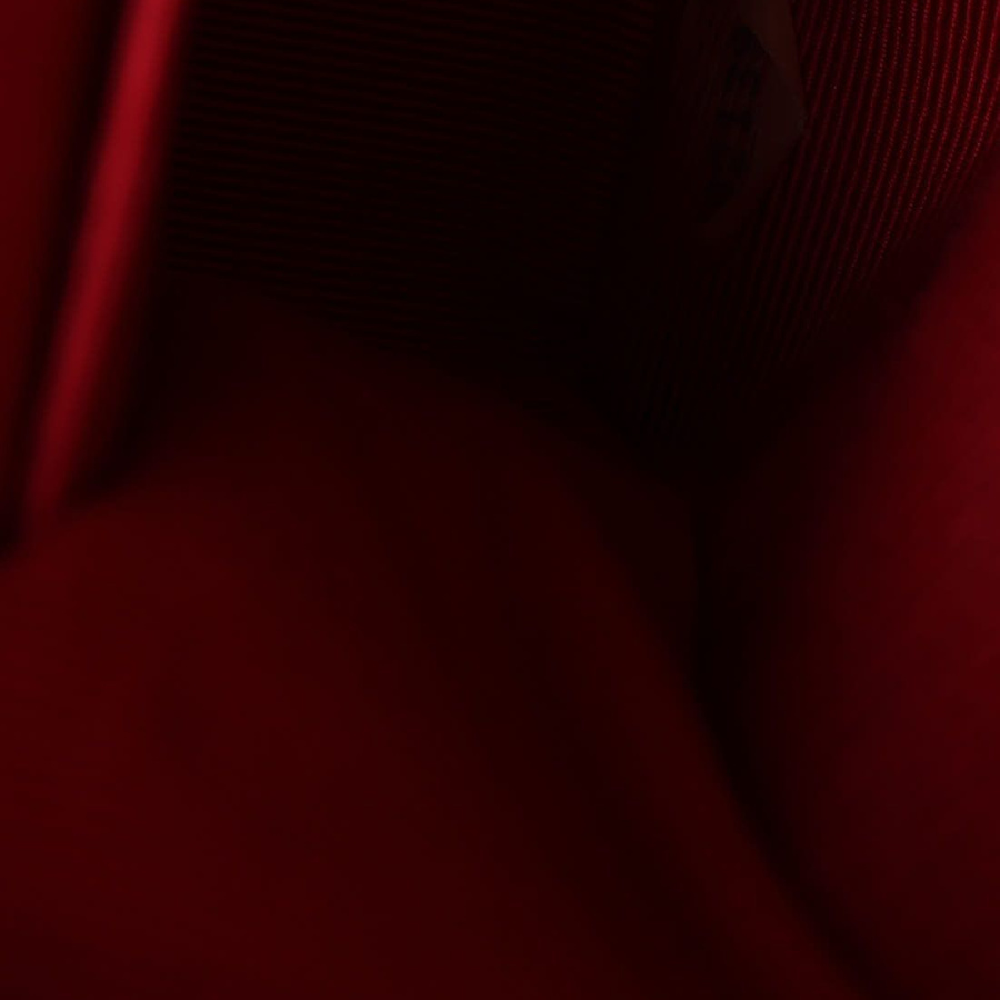 48185_3137294566_file-square