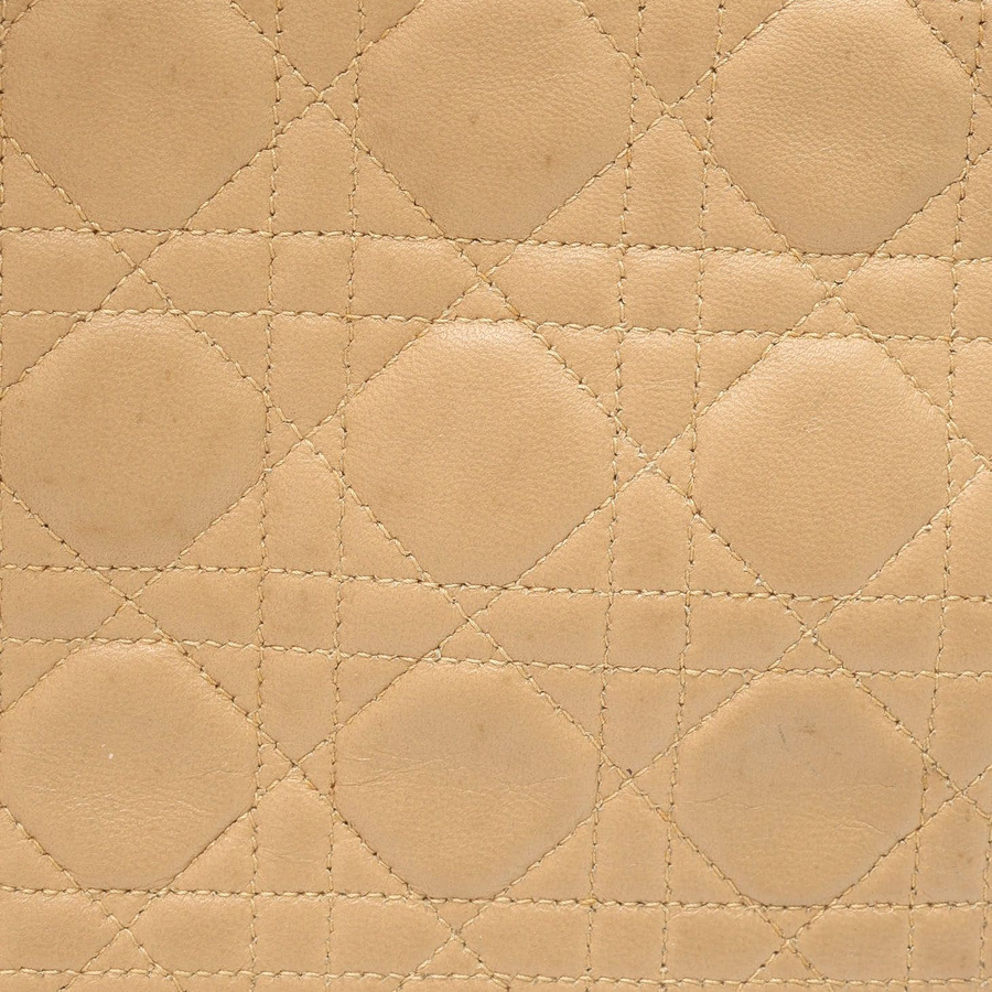 48538_603de4172e_file-square