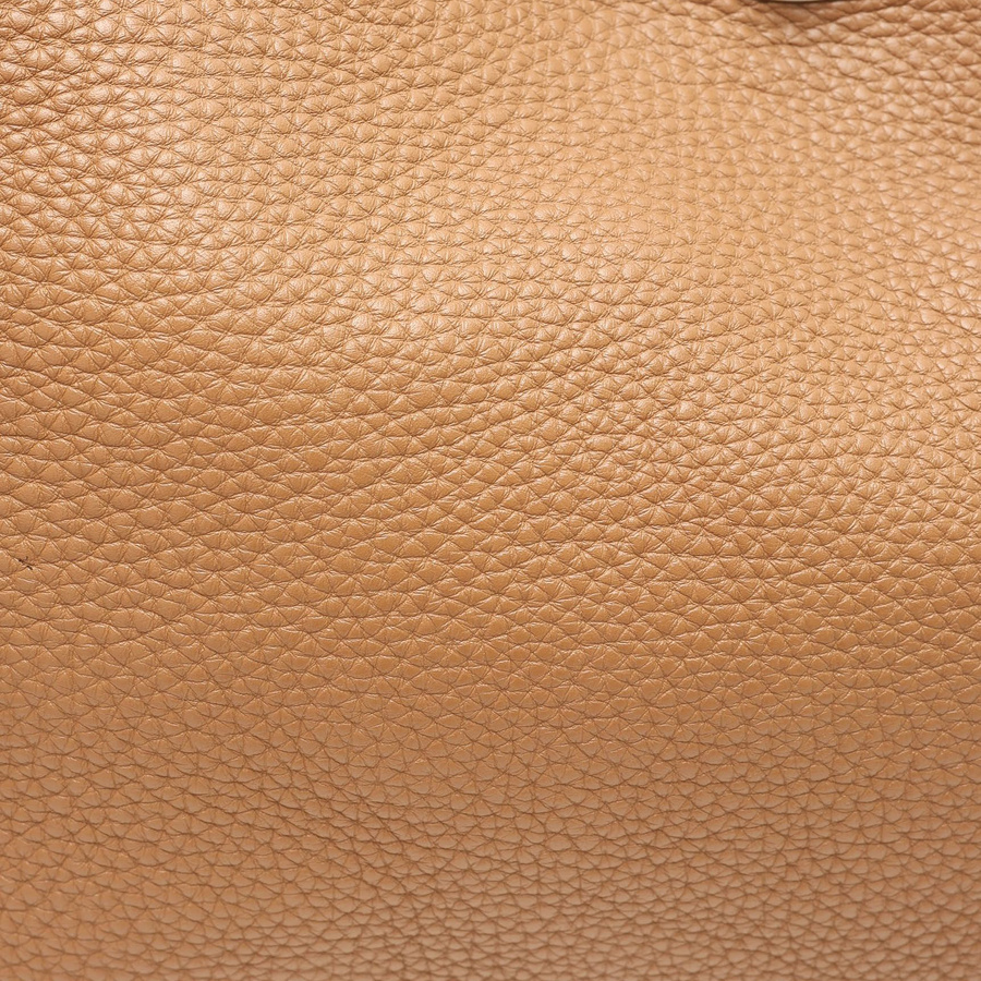 48549_c8e44ed9d7_file-square