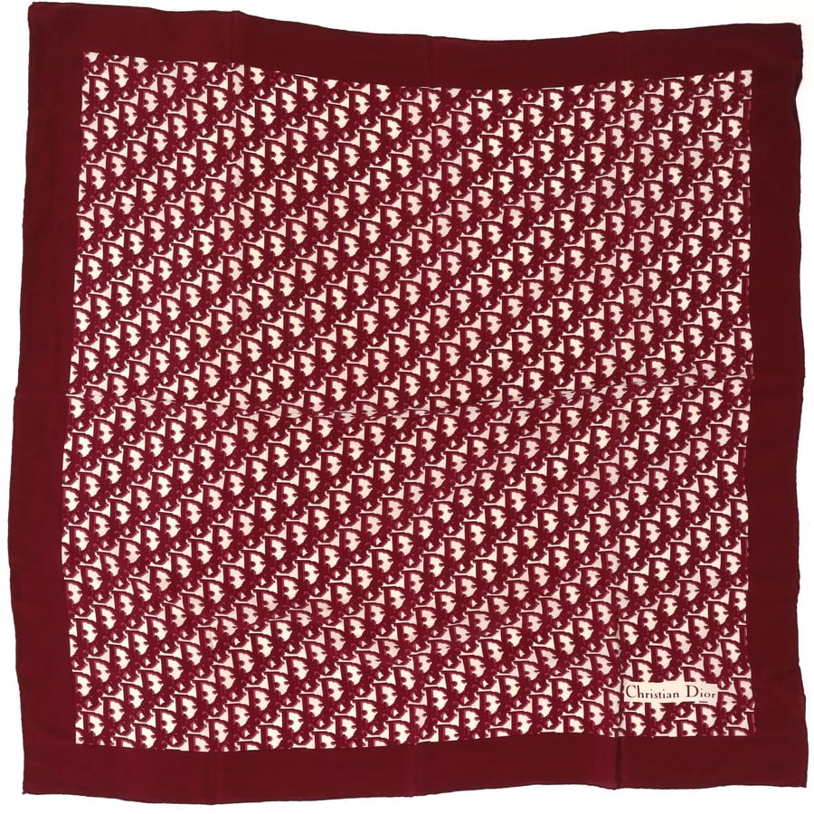 49433_f3d1a1eec0_file-square