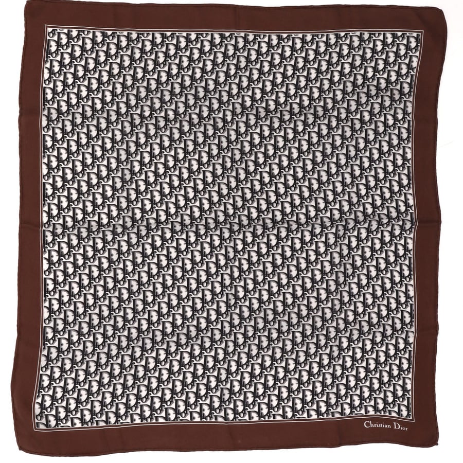 49537_ee42e5e4d1_file-square