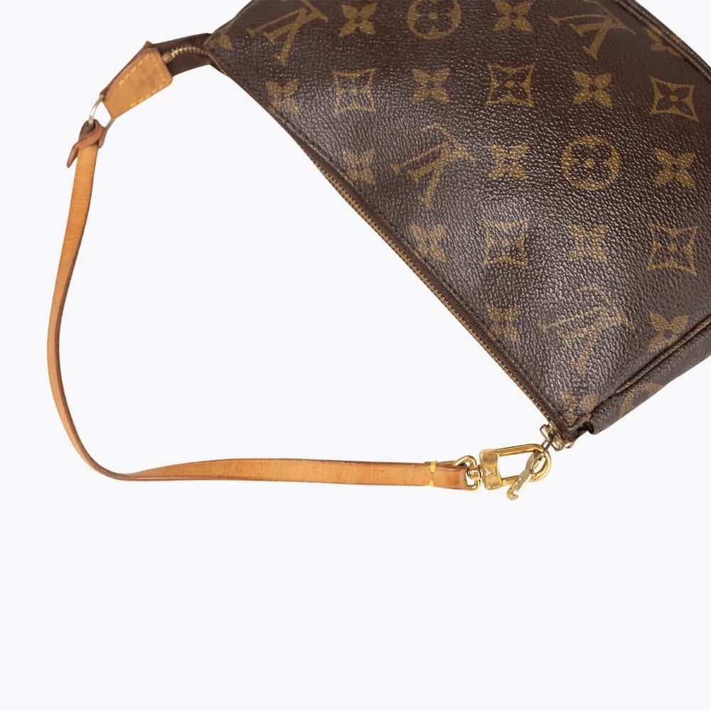 496_ef1811b2b0-221642678-6-full