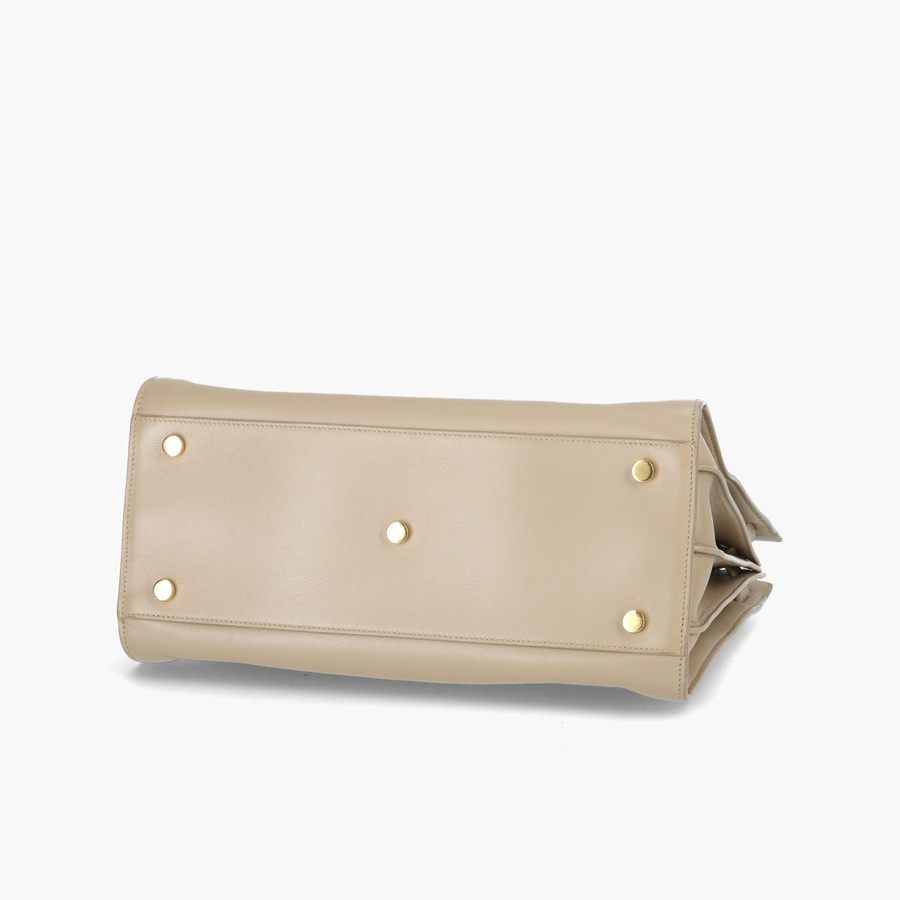 5049_aed0f63278-square