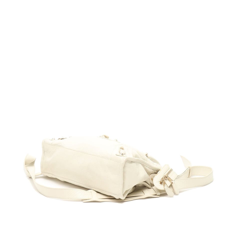 51391_9dec3dfb7e_file-square