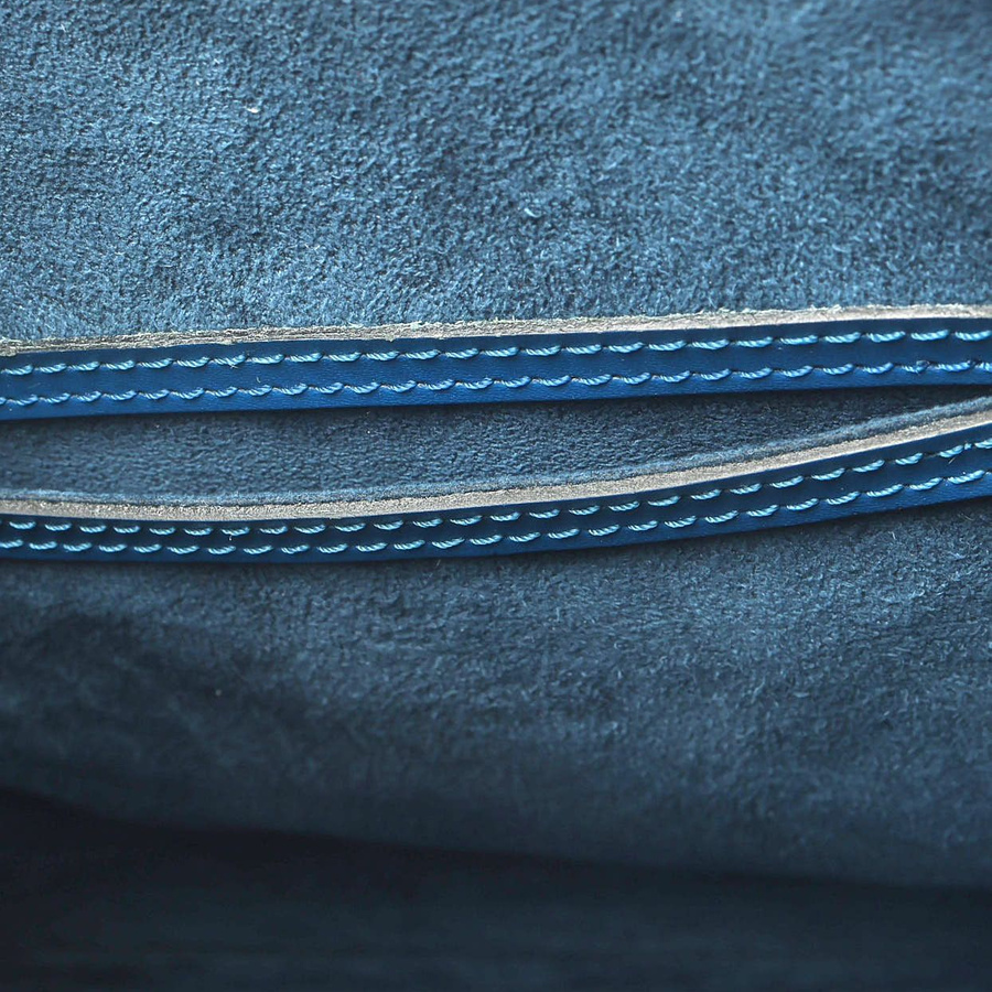 51962_40d4e97f4a_file-square