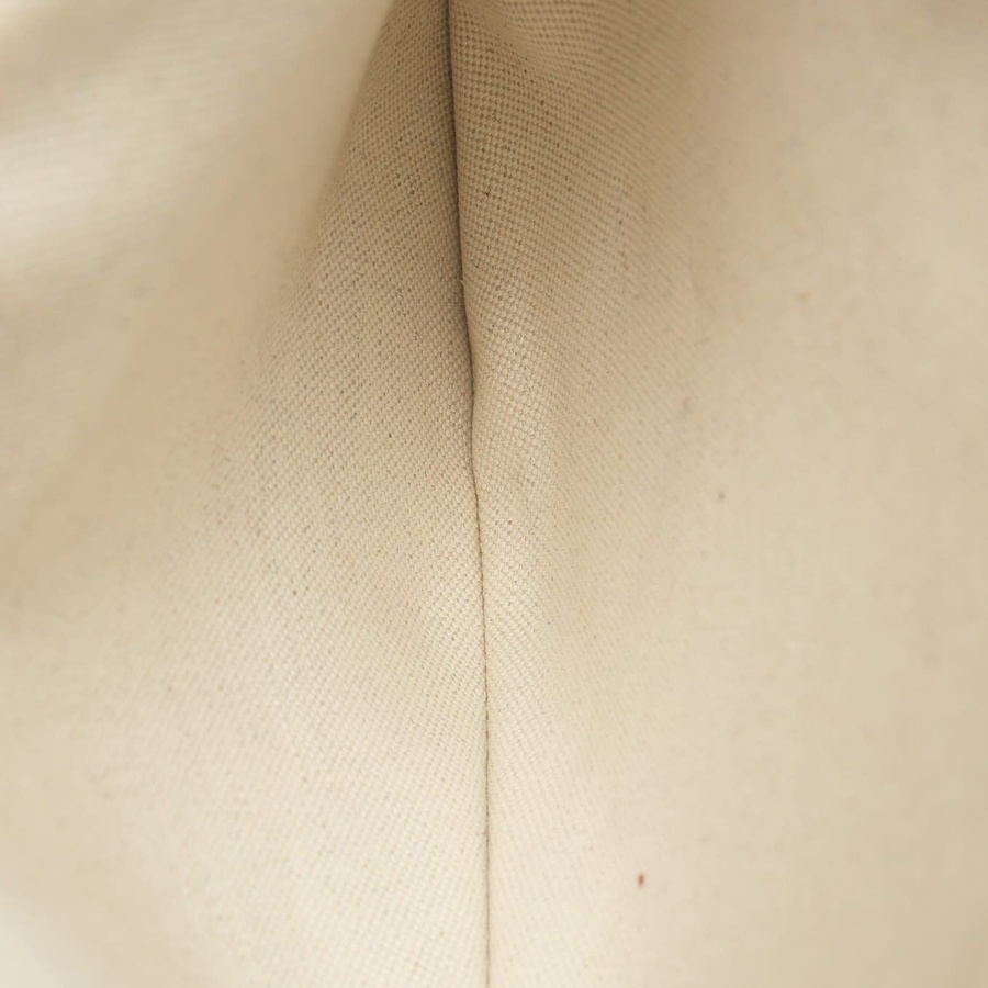 52221_a01322b7dd_file-square