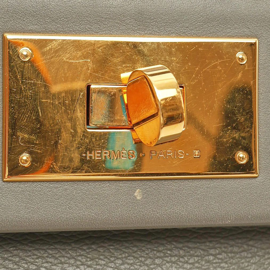 52879_e280bb794d_file-square