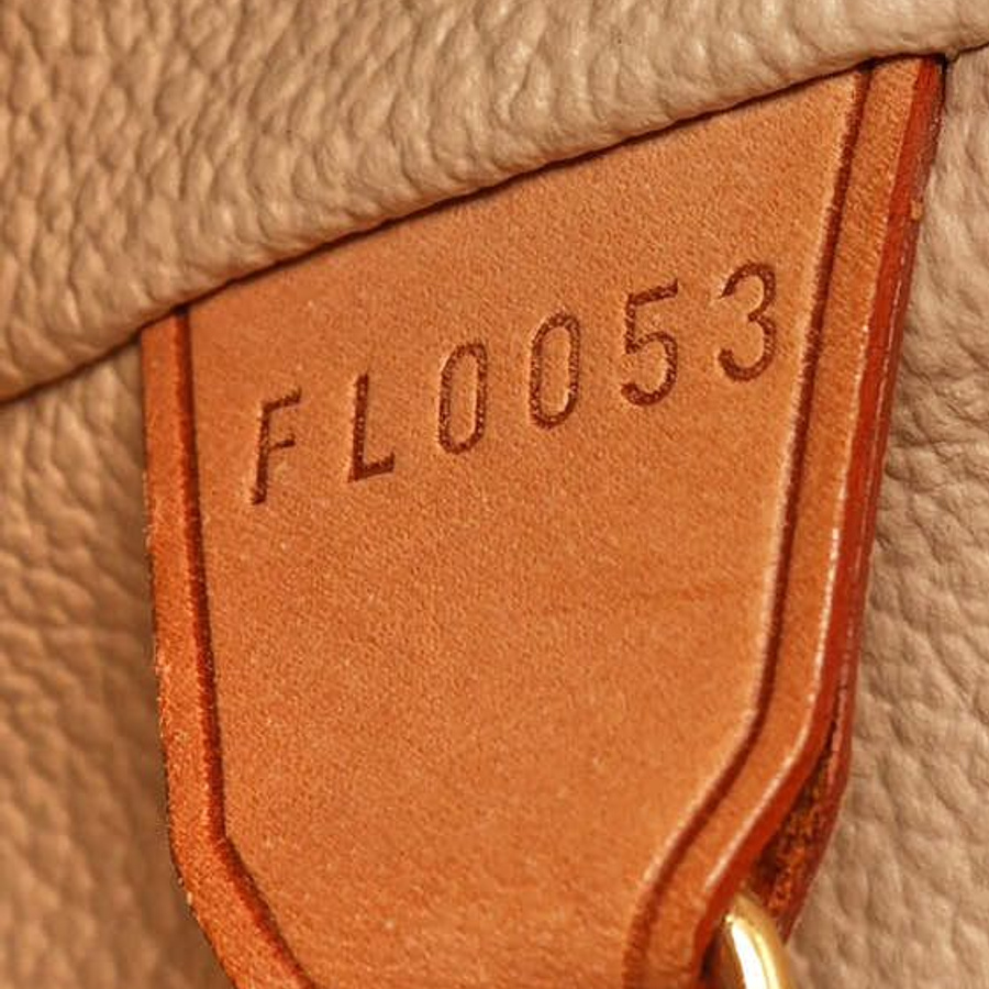 53088_0de525e76e_file-square
