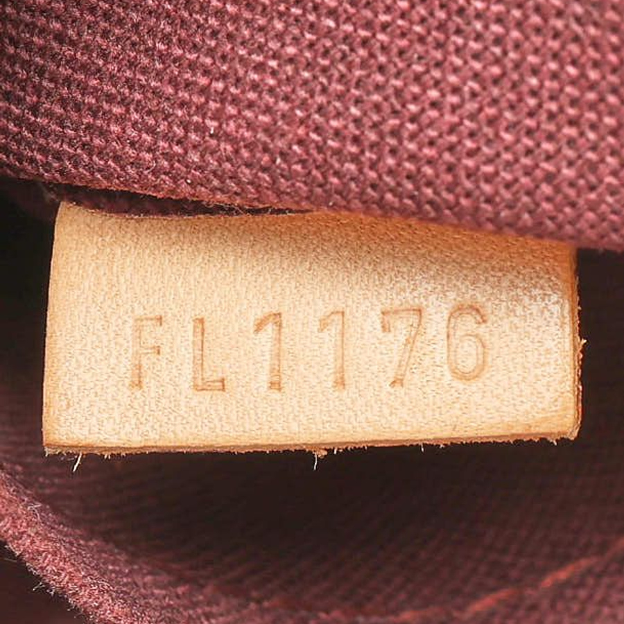 53379_32d5f66fd4_file-square