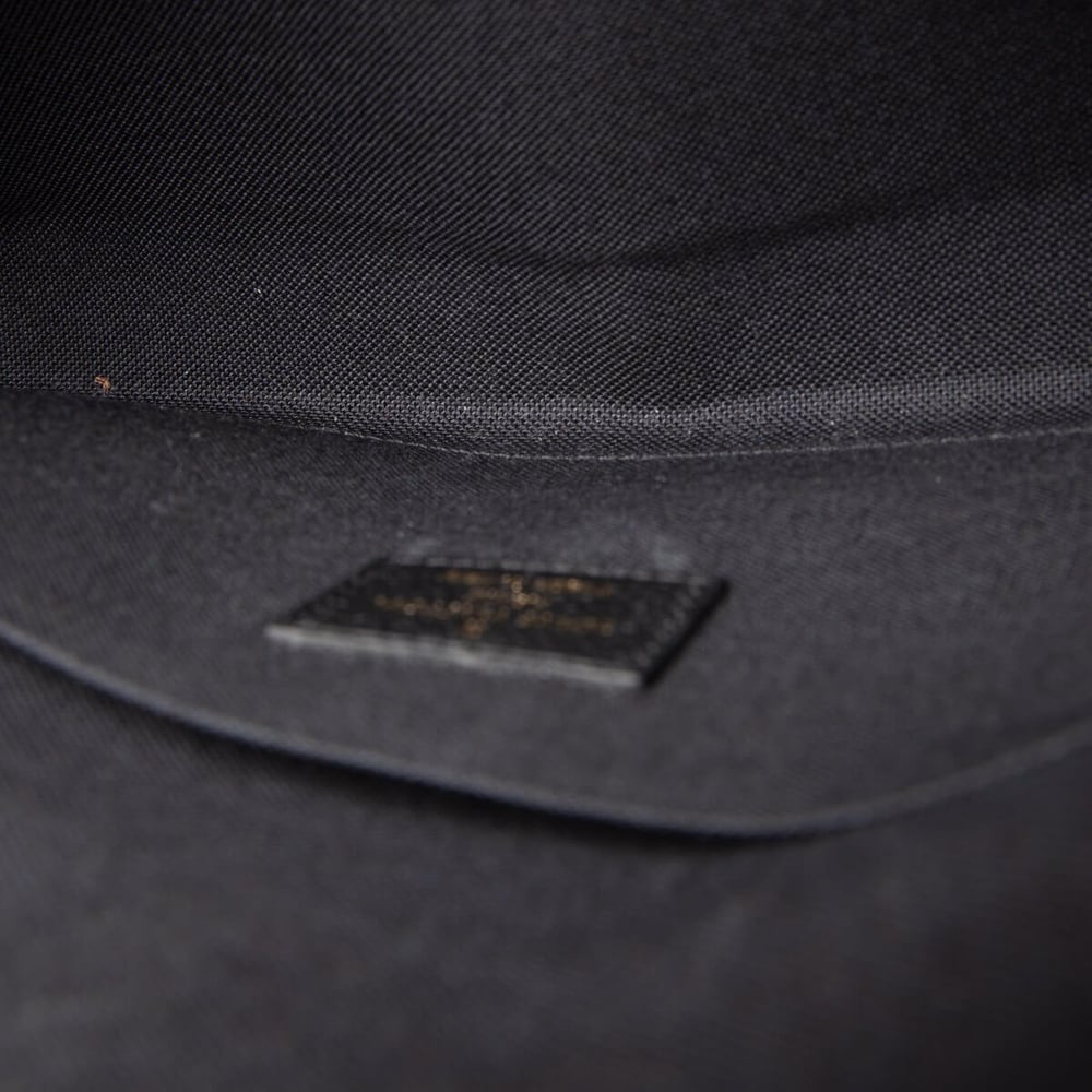 541_cfa44bbab2-17000741323-7-full