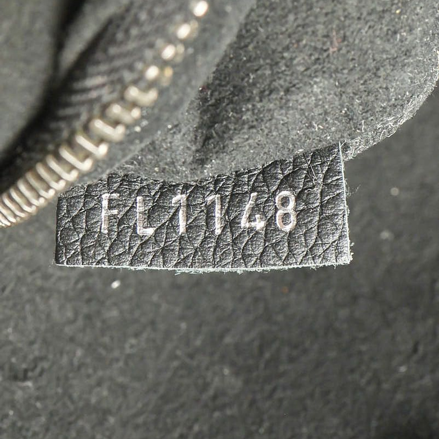 54391_de15bf4d8f_file-square
