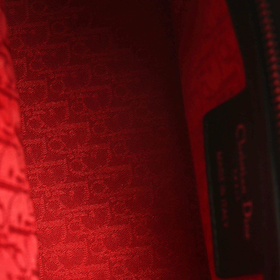 54436_384424002e_file-square