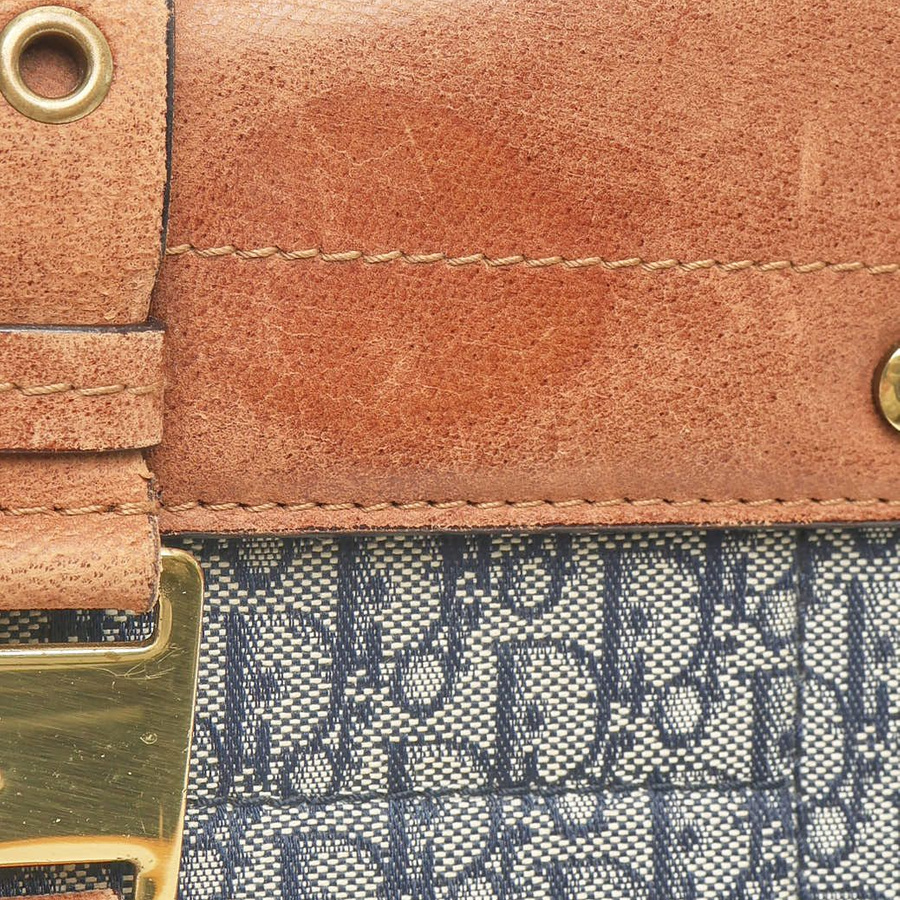 54495_1d116207e3_file-square