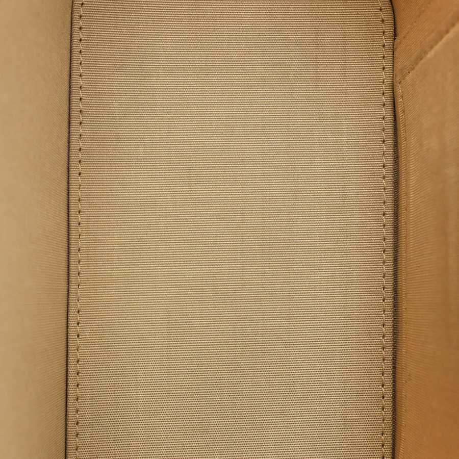 55177_6323ecb493_file-square