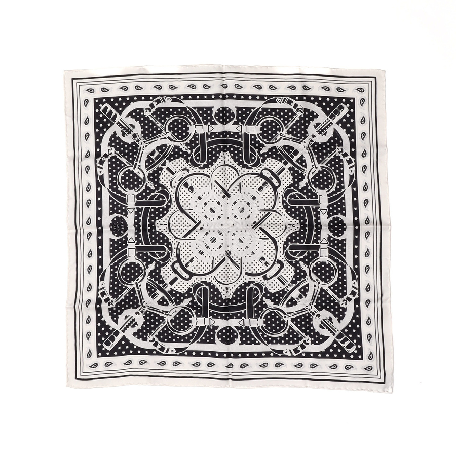 Hermès Hermes Carré 55 Eperon d'Or Bandana Silk Scarf