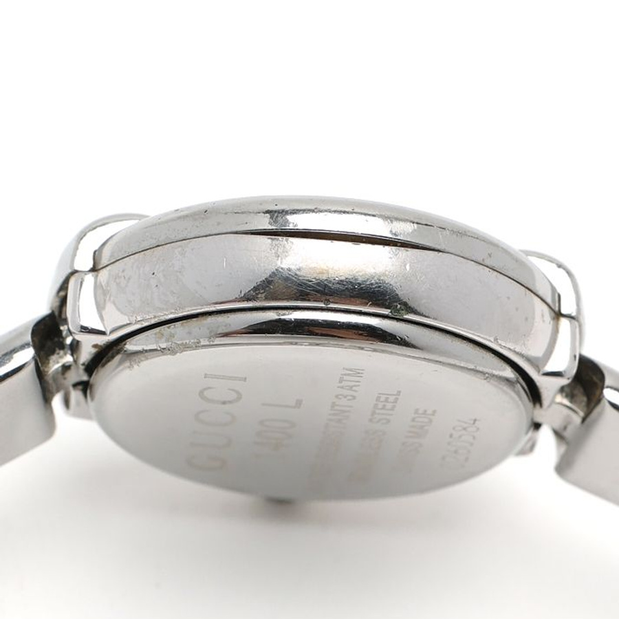 Gucci 1400L 26mm Bangle Watch