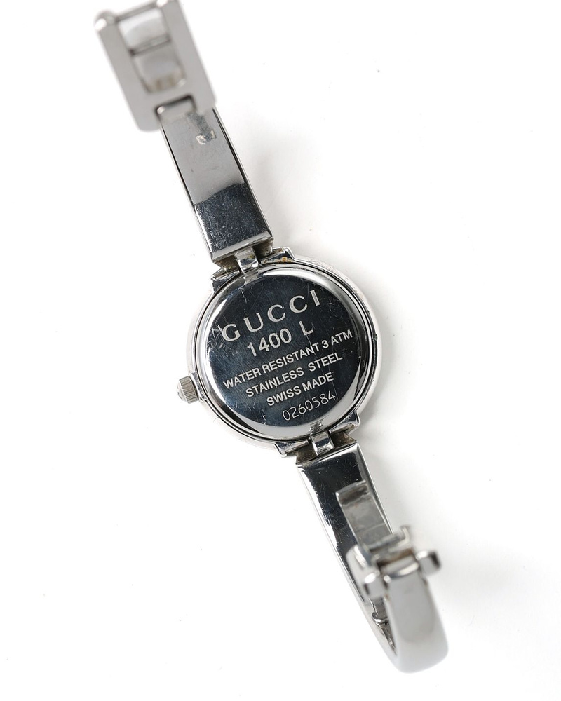 Gucci 1400L 26mm Bangle Watch