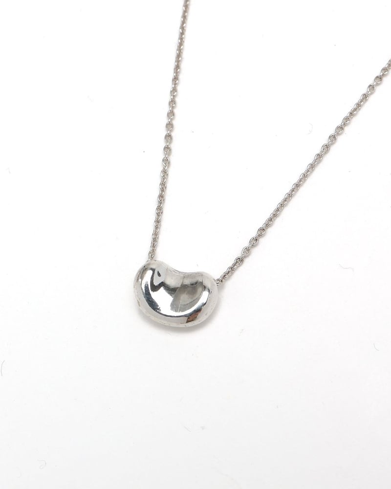 Tiffany & Co Elsa Peretti Bean Silver Necklace