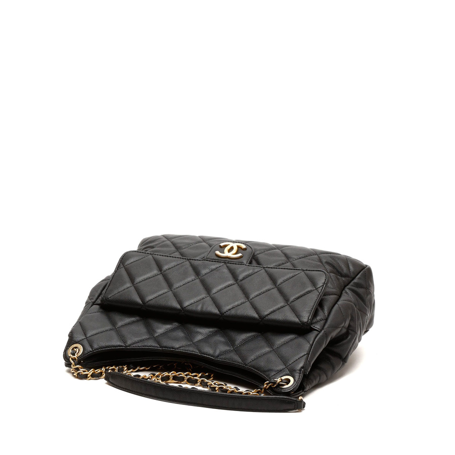 Chanel Caviar Large Wavy CC Bag