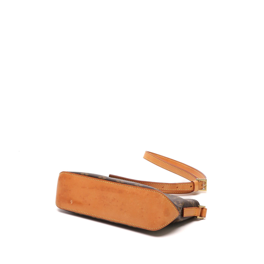 Louis Vuitton Monogram Trotteur Crossbody Bag