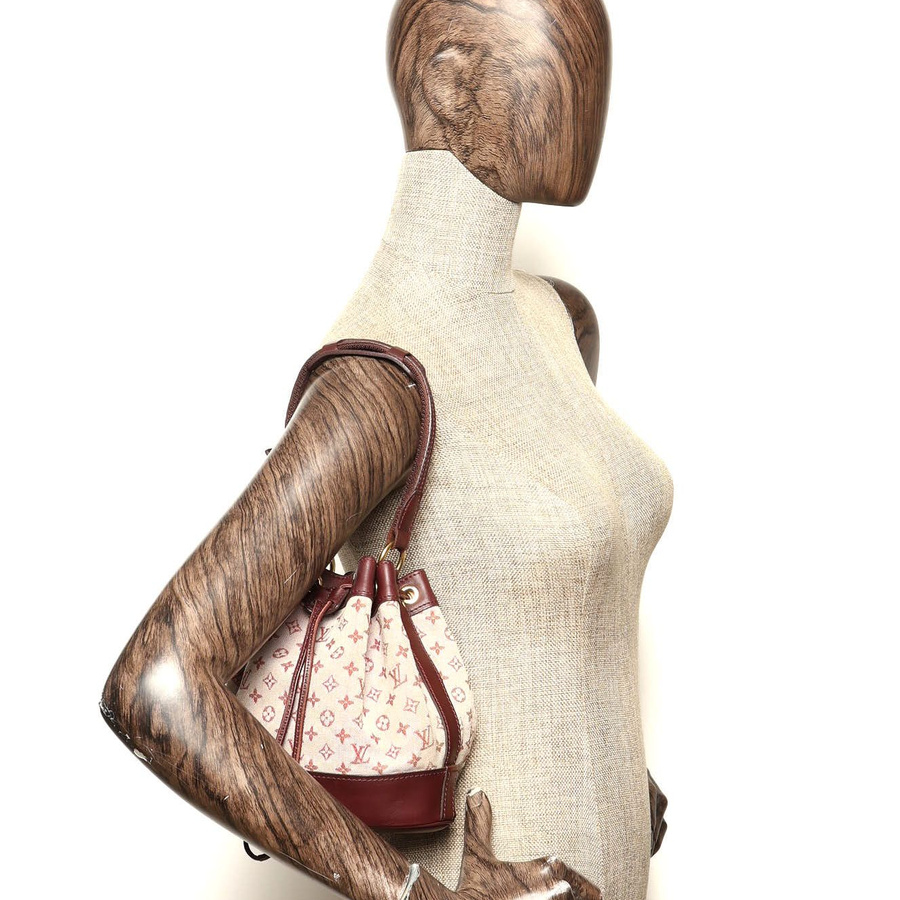Louis Vuitton Mini Lin Noelie Bucket Bag
