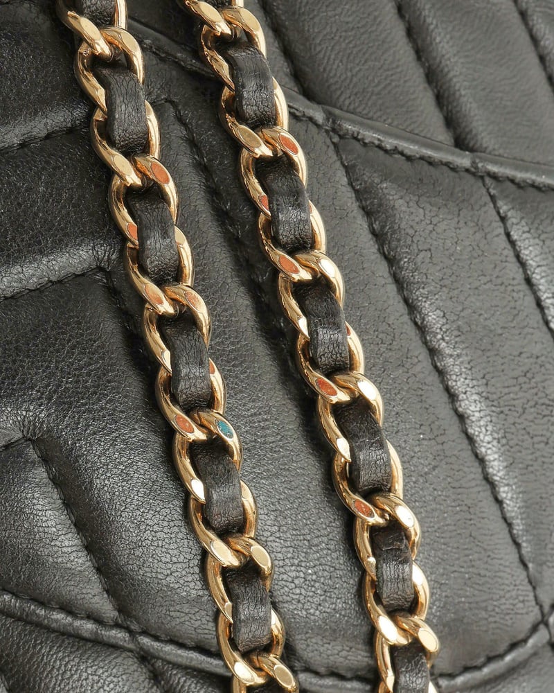 Chanel Chevron Wallet On Chain Bag