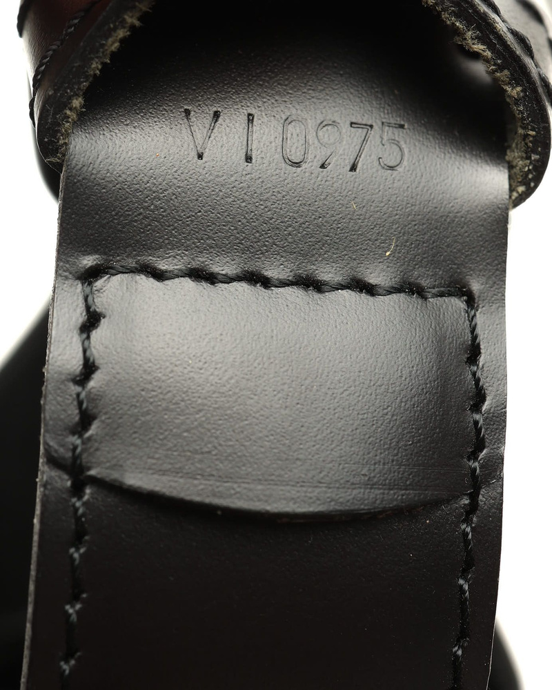 Louis Vuitton Epi Sac D'epaule GM Bag