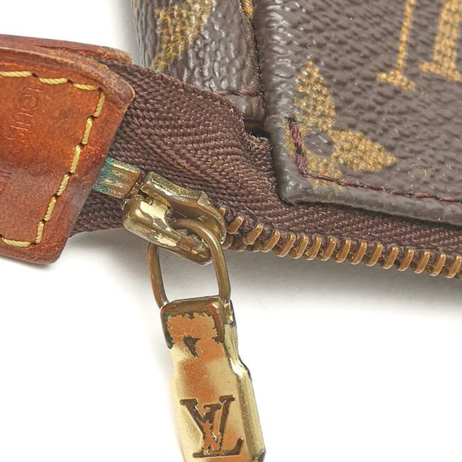 Louis Vuitton Monogram Pochette Accessoires Bag