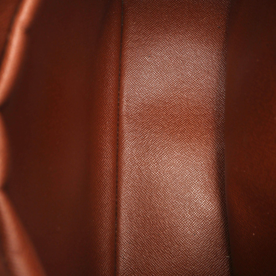 Louis Vuitton Monogram Boulogne 30 Bag