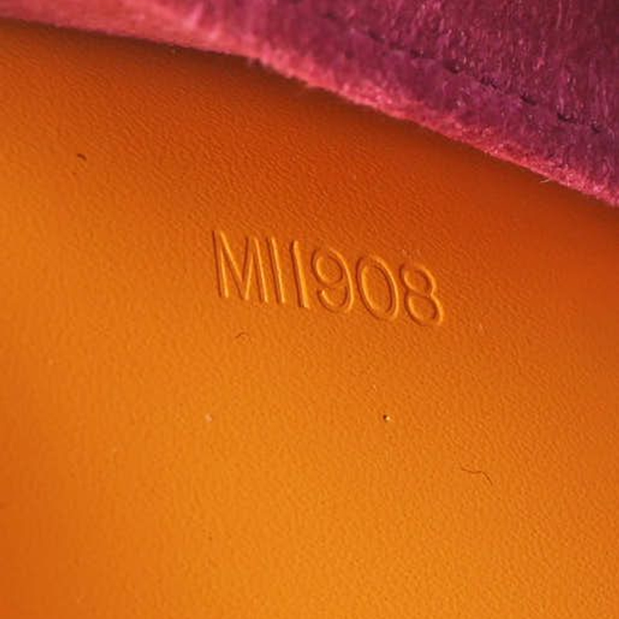 Louis Vuitton Epi Pont-Neuf PM Handbag