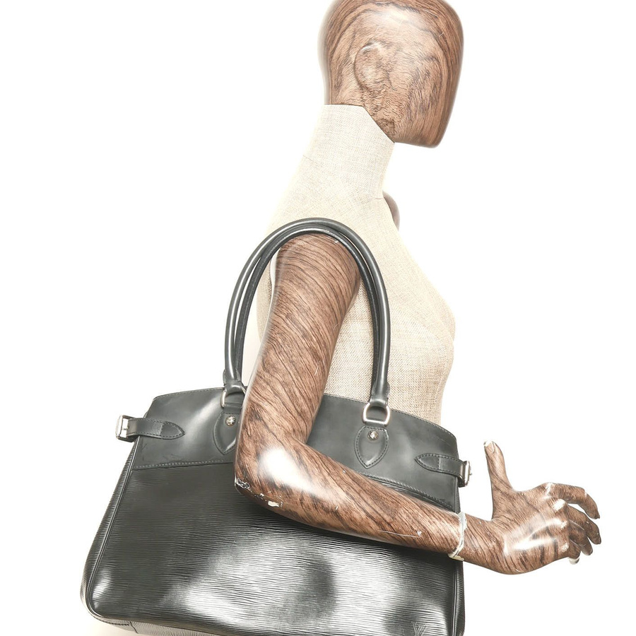 Louis Vuitton Epi Passy GM Bag