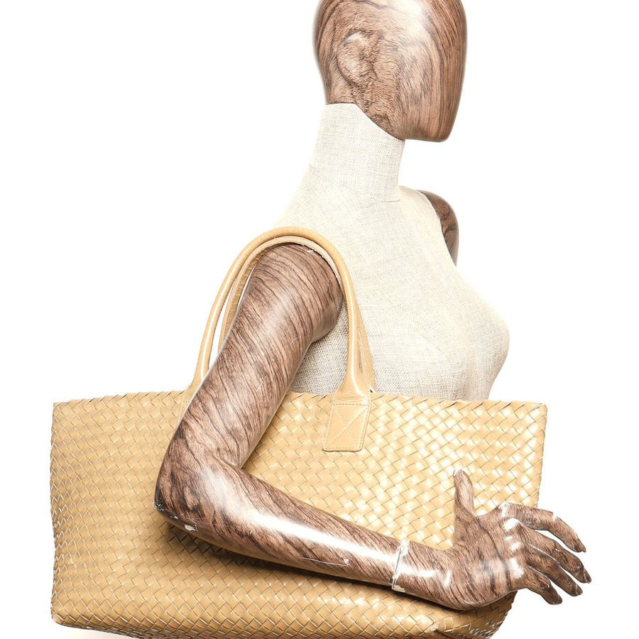 Bottega Veneta Patent Intrecciato Cabat MM Tote Bag