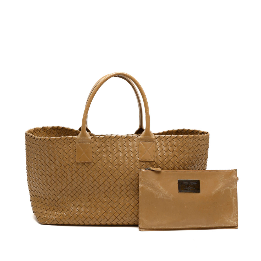 Bottega Veneta Patent Intrecciato Cabat MM Tote Bag