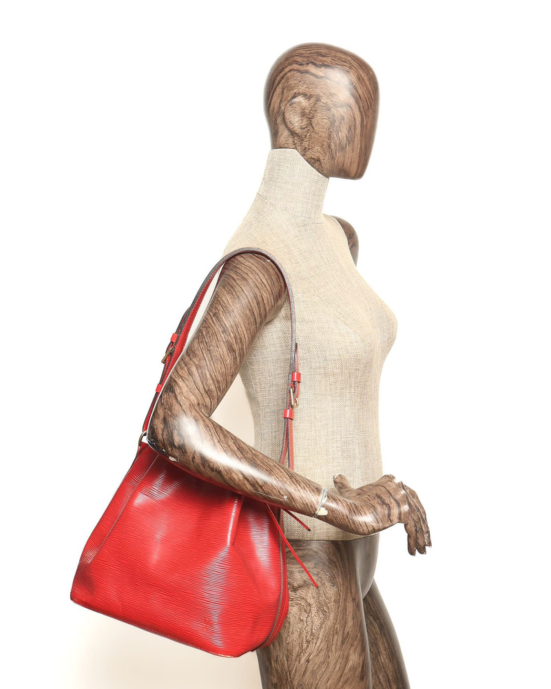 Louis Vuitton Epi Noé Petit Bag