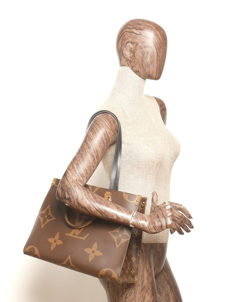 Louis Vuitton Giant Monogram On The Go MM Bag