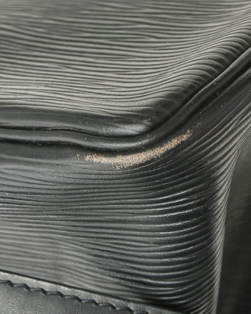 Louis Vuitton Epi Noé Petit Bag
