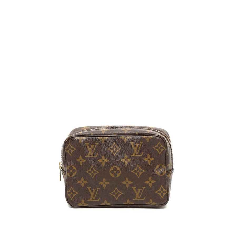 Louis Vuitton Monogram Trousse Toilette 18
