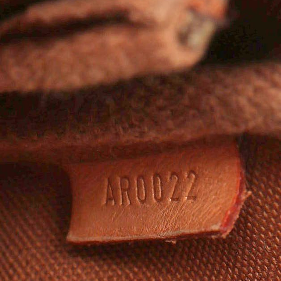 Louis Vuitton Monogram Pochette Accessoires Bag