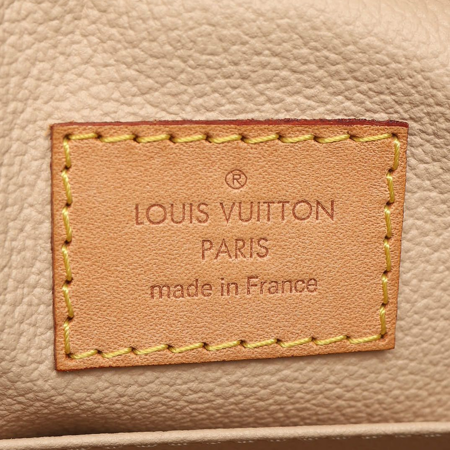Louis Vuitton Monogram Trousse Toilette 23