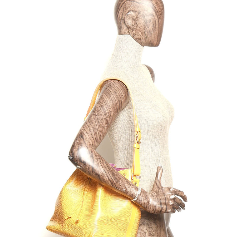 Louis Vuitton Epi Petit Noé Bag