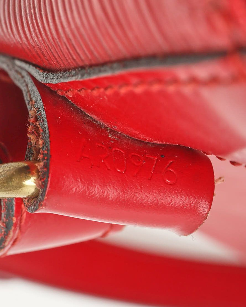 Louis Vuitton Epi Petit Noé Bag