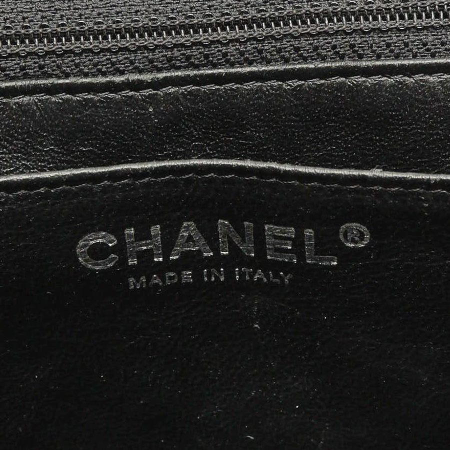 Chanel Classic Caviar Jumbo Single Flap Bag