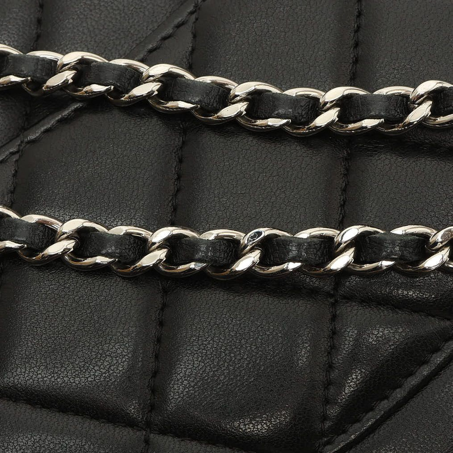 Chanel Classic Wallet On Chain Bag