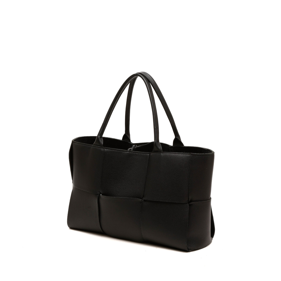Bottega Veneta Medium Arco Bag